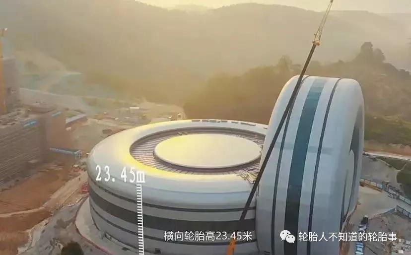 中國首臺(tái)套航空輪胎動(dòng)力學(xué)大裝置之一