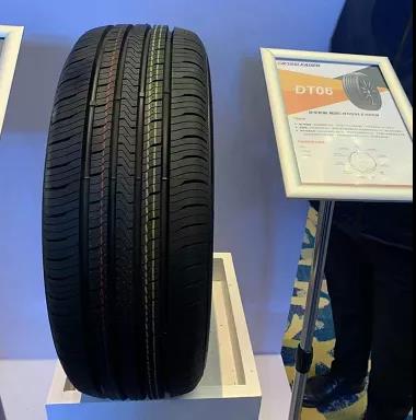 與同類(lèi)型的普通輪胎相比，雙星“全防爆”安全輪胎更耐撞、耐刮