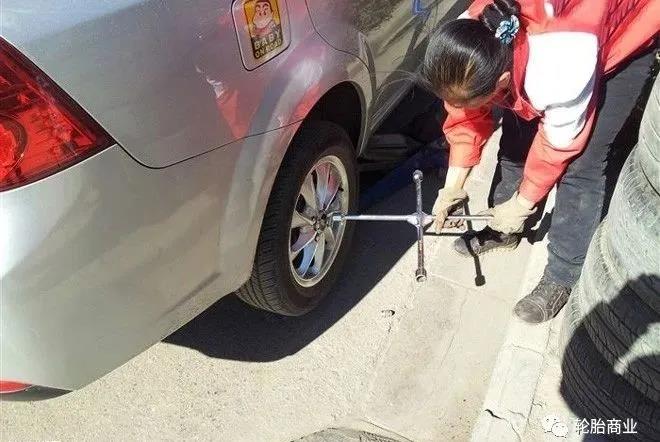 修補(bǔ)困難，價(jià)格昂貴